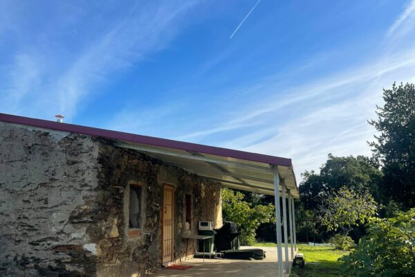 FINCA EN LA CTRA JARAÍZ