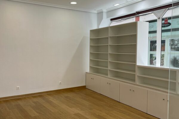 LOCAL EN PLENO CENTRO